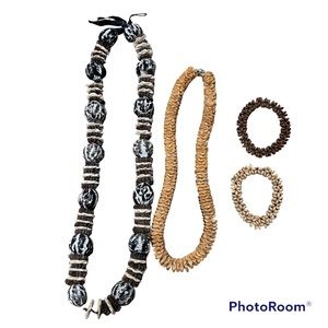 Lot of Hawaiian necklaces and coconut seed stretch bracelets women’s